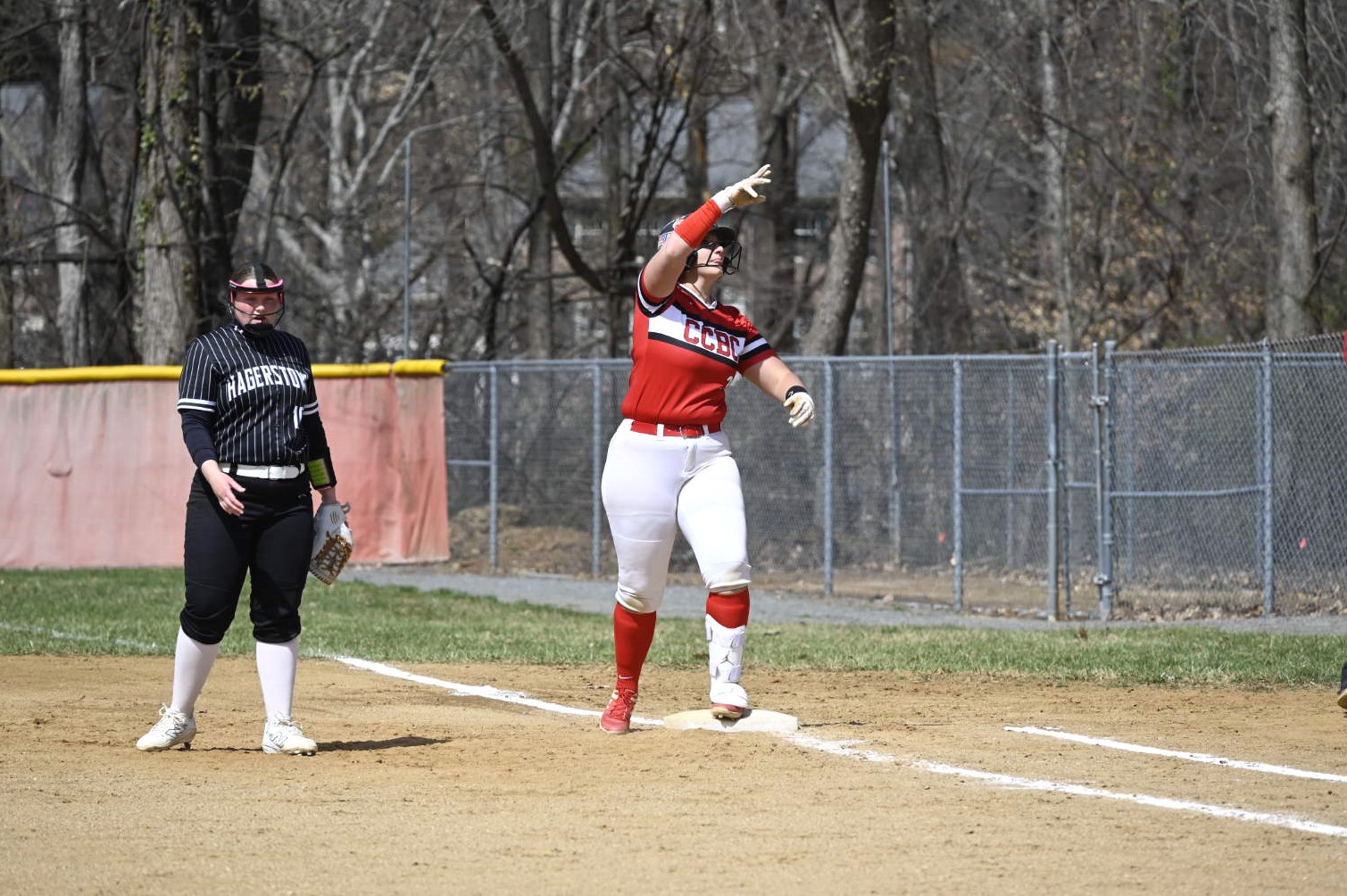 Cardinals Cruise to Doubleheader Sweep Against Montgomery College